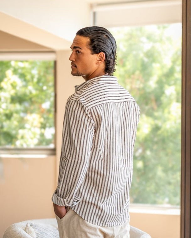 Camisa de rayas para caballeros